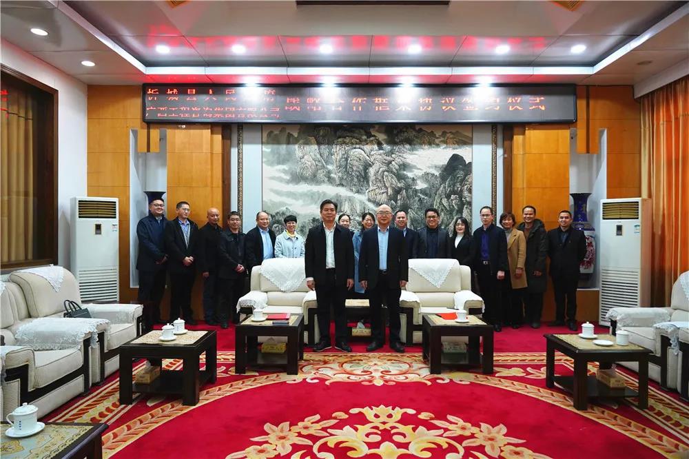 廣西工程咨詢集團與忻城縣人民政府簽訂戰(zhàn)略合作框架協(xié)議