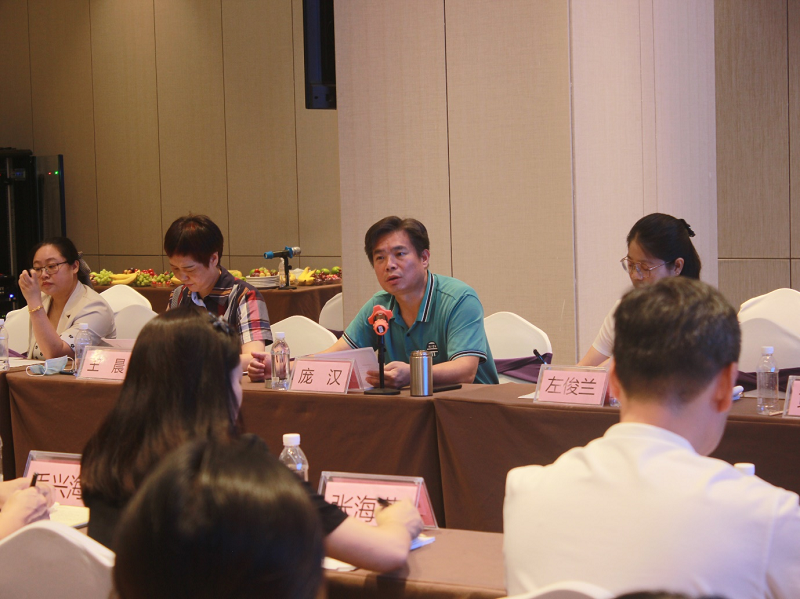 一家人一條心一起拼！ 龐漢赴控股公司廣西建信開(kāi)展工作調(diào)研